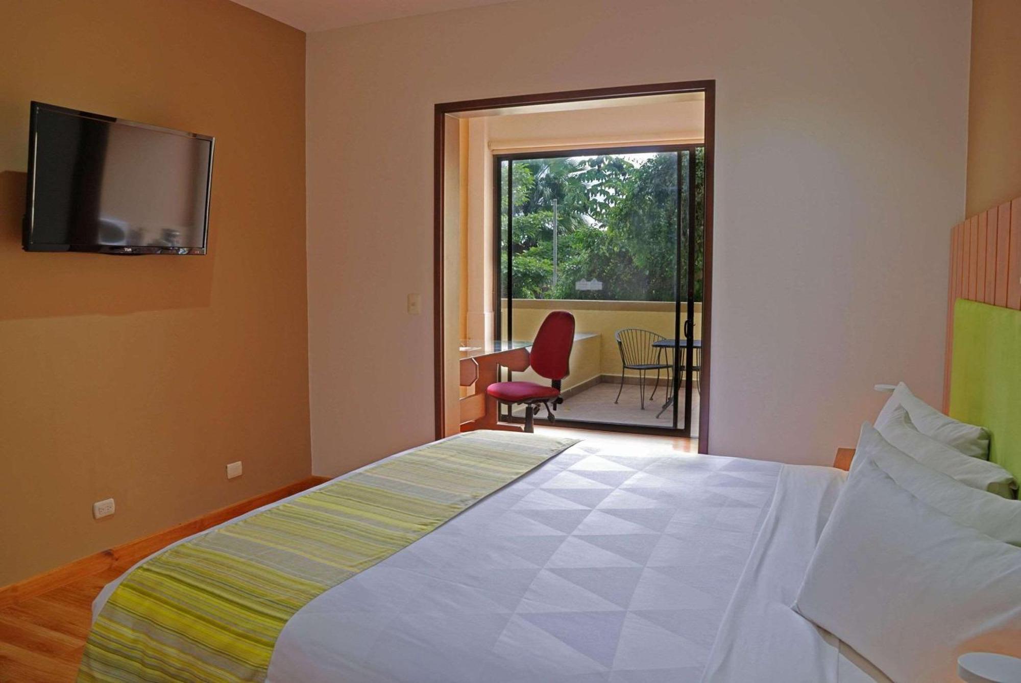 Country Inn & Suites By Radisson, San Jose Aeropuerto, Costa Rica Eksteriør bilde